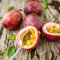 80 Stücke Maracuja Passionsfrucht Samen, Obstbäume, Obst Frisch, Säulenobst (Passiflora Edulis) Stauden Winterhart Mehrjährig Bonsaibaum, Samen Alte Sorten Pflanzen Züchten, Winterharte