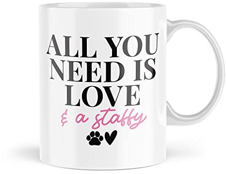 Tongue in Peach Tazza con scritta All You Need is Love and A Staffy | Tazza con scritta All You Need is Love and A Staffy | MBH2080