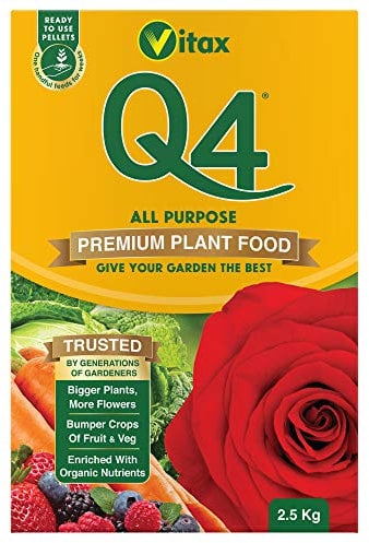Vitax Q4 All Purpose Plant Food, Fertiliser Enriched With Organic Nutrients, More Flowers, Bigger Yields, Slow Release - 2.5 Kg
