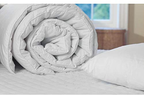 Mitre Essentials Hollo Duvet 12 Tog Filled with Hollowfibre Polycotton Cover - Machine Washable - Single