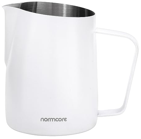 Normcore Milchkrug mit scharfem Ausguss – Espresso Dampfkrug – Milchaufschäumkrug – Espresso Barista Werkzeug – Antihaftbeschichtung Weiß – 600 ml