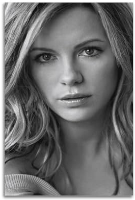 Kate Beckinsale, englische Schauspielerin, berühmte Film- und Fernsehfiguren, Pop-Musikfiguren, Poster, Dekoration, Leinwand, Kunstdekoration, Druck, Signaturfoto, Wohnzimmer, Heimdekoration, 60 x 90