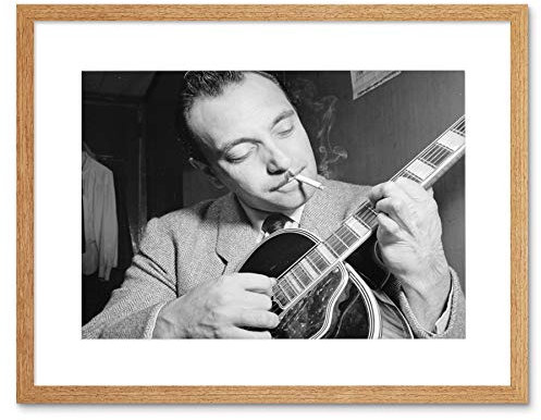 Wee Blue Coo Gerahmter Kunstdruck mit Musiklegende im Vintage-Stil, Django Reinhardt