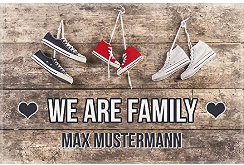 Manutextur Fußmatte mit Namen - Motiv We Are Family - viele Familien-Motive - Schmutzfangmatte personalisiert - Größe 50x80 cm - persönliches & individuelles Geschenk