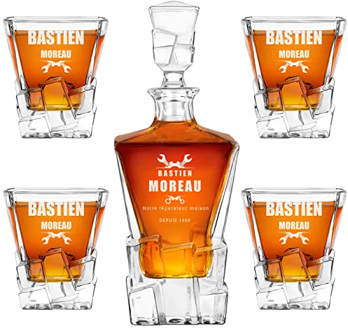 Maverton Carafe et 4/6 verres gravés - Ensemble personnalisé Cadeau Anniversaire Homme - Set élégant pour lui Carafe whisky 95cl au design unique - Verre a whisky - Cadeau Homme connaisseur -Bricoleur