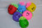 Schnooridoo 6 Bunte Knautschgesichter Knautschgesicht Stressball 6 cm mit Wollhaaren Knautschball