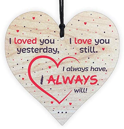 Birthday Gifts for Her, Women, I Love You Anniversary Wedding Best Friend Wooden Heart Present Friendship Plaques Wife, Him, Husband, Girlfriend, Boyfriend, Valantines Day Romantic Sign