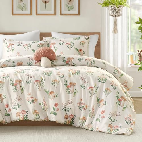 Intelligent Design Queen Comforter Set, Whimsical Floral & Mushroom Cottage Design, Microfiber Lightweight All Seasons Down Alternative Bedding, Sham & Décor Pillow, Gwen, Full/Queen Green 4 Piece