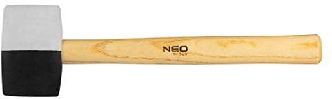 Neo Tools Marteau en caoutchouc dur noir et caoutchouc souple anti-taches avec manche en bois clair - Disponible en deux tailles et poids (58 mm/450 g, 63 mm/680 g)
