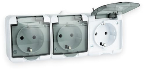 Tomacorriente triple con vidrio ahumado | Tapa abatible, 230 V, 16 A, IP44, Protección para áreas húmedas, Montaje en superficie horizontal