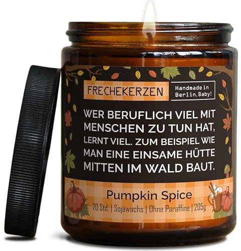 Lustige Duftkerze mit Spruch für Kollegen | Handgemacht aus Sojawachs | In Geschenkbox | Nachhaltiges freches Geschenk für Arbeitskollegen, Mitarbeiter Chef Kollegin |Pumpkin Spice