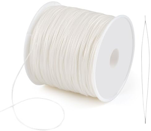 Gewachste Schnur, 0,5mm x 106m Gewachster Faden, Wachsschnur mit Perlennadel, Polyesterschnur Gewachstes Garn für Armbänder, Halsketten, Schmuckherstellung, DIY Basteln (Weiß)