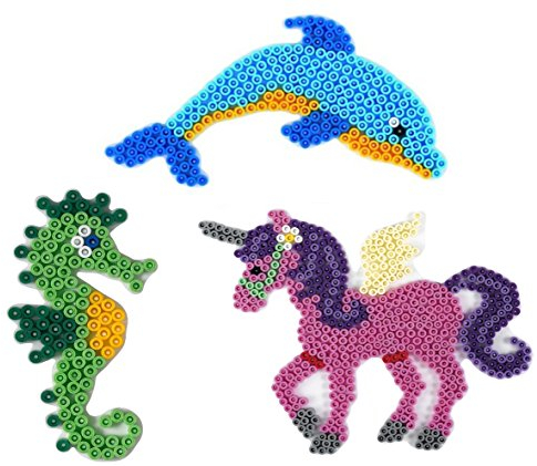 Hama Stiftplatte Set (300 Delphin, 313 Seepferd, 315 Einhorn) + 100 Bunte Bügelperlen + Bügelanleitung im Blister Beutel