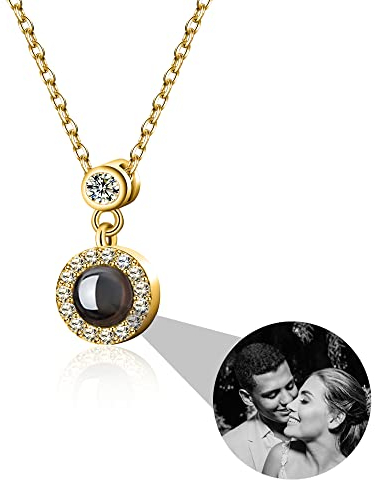 XXTONE Personalisierte Foto Projektion Halskette Benutzerdefinierte Halskette mit Bild im Inneren Kreis Anhänger Halskette Ich liebe dich Halskette 100 Languges Schmuck Geschenk für Frauen (GOLD)