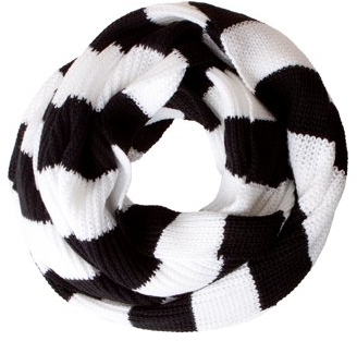 CODELLO 32108403 D10 [27] Winter Wonderland Schal Loop - schwarz/weiß (COL 07)