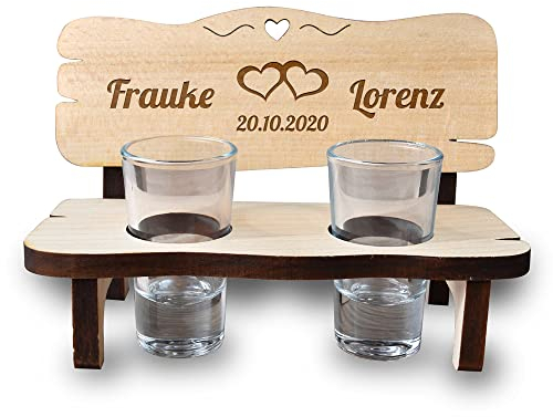 polar-effekt Schnapsbank aus Holz mit Wunschgravur - Motiv Herz - 2X Schnapsgläser - für Likör, Spirituosen - nachhaltig und robust - Naturprodukt - Hochzeit, Jahrestag - romantische Geschenkidee