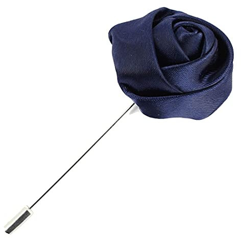 Cravate Avenue Signature. Boutonnière. Rose Satin, Acier rhodié. Bleu Marine. Uni.