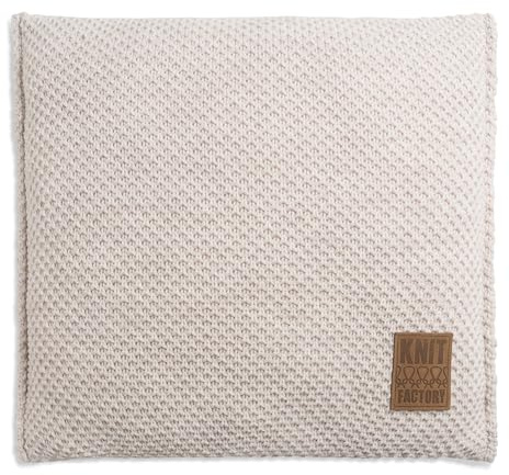 KNIT FACTORY - Lynn Kissen - Beige - 50x50 cm | Sofakissen mit Füllung und Bezug - Couchkissen - Zierkissen - Grob gestrickter Dekokissen - Zeitloses Design