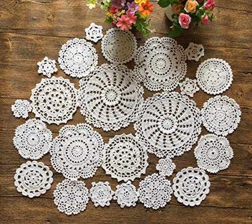 MINDPLUS Set mit 24 Handgehäkelten Deckchen Baumwolle Spitze Tischset Mini-Deckchen Untersetzer 5–18 cm Rund Weiß Vintage-Hochzeit Teeparty (24 Stück Weiß)