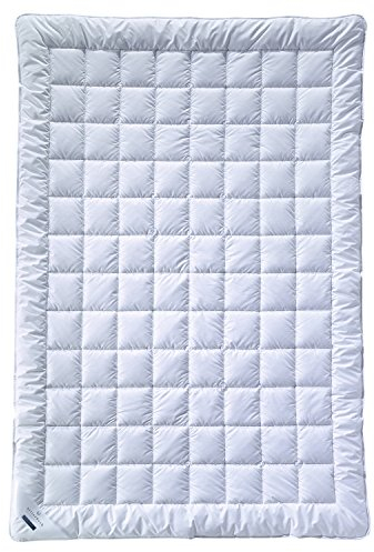 billerbeck Bettdecke E48 Kairo - Sommerdecke – 135 x 200 cm – kühlende Decke – mit 60% Kamelhaar 40% Schurwolle