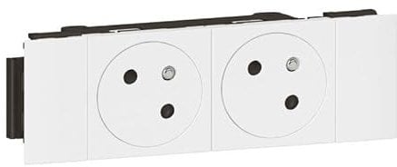 Double prise de courant 2x2P+T Surface Soluclip blanc pour goulotte Mosaic à clippage direct 4 modules - LEGRAND