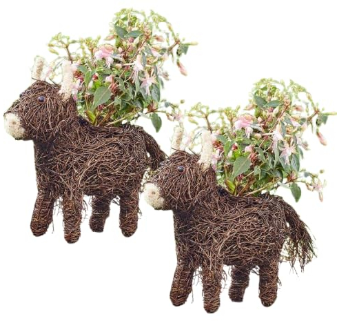 Garden Mile Set of 2 Garden Highland Cow Planter Novelty Plant Pot Rattan Outdoor Planter Animal Themed Flower Planters Cow Rattan Straw Plant Pots Outdoor Patio Decoration