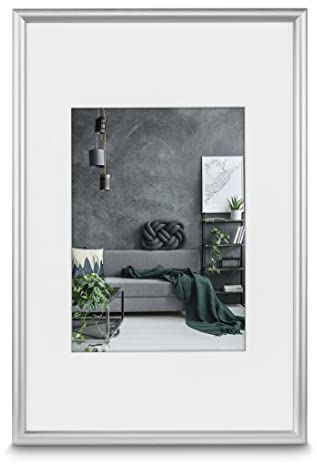 Hama Bilderrahmen „Detroit“, 50x70cm (Aluminiumrahmen, Fotorahmen, Hochformat, Querformat, zum Hängen, Hängevorrichtung, mit Passepartout, bruchsicher, Bildformat 50 x 70 cm, Polystyrol) Silber