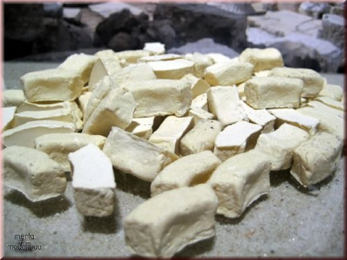 menta-modellbau 80 gerundete Ruinenbausteine, sandfarbig (Ocker)
