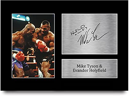HWC Trading A4 Evander Holyfield & Mike Tyson Boxing Geschenke Gedrucktes Signiertes Autogramm Foto für Fans von Boxsport Memorabilien