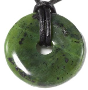 La Boite à Cailloux Donut ou PI Chinois Jade du Canada (3cm)