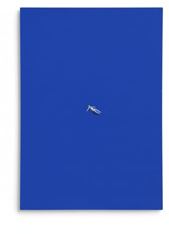 Close Up Maarten Léon Kunstdruck No Stress Blau Minimalistisch Surreal Moderne Kunst auf Papier Gerahmt oder Ungerahmt wählbar, 20 cm x 30 cm