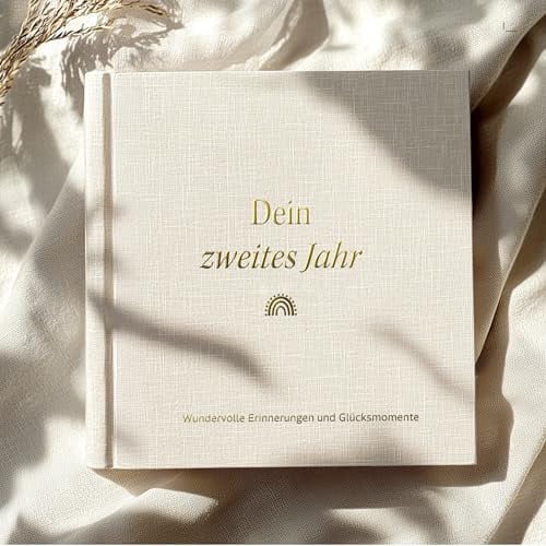 MeinBaby123® Babyalbum Dein 2tes Jahr hochwertig vergoldet | Geschenk erster Geburtstag | Geschenkt 1. Geburtstag | Meilensteine im zweiten Lebensjahr (Leinen)