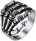 JewelryWe Schmuck Biker Herren-Ring Gotik Punk Totenkopf Schädel Skull Skelett Hand Edelstahl Ring Band mit Gravur Silber Größe 54