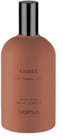 blomus Raumspray -TUOKSU- | Farbe Rustic Brown | Duft Amber | 100 ml | Aus Glas und Kunststoff; Zur schnellen Raumbeduftung; Maße 5,4 x 5,4 x 12,4 cm