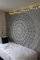 Craft Trade Mandala Schwarz und Weiß Wandteppich Indische Wandtuch Tapestry Wandbehang Boho Wandteppiche für Heimdeko Wohnzimmer und Schlafzimmer - 127 x 152 cm