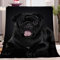 YBRAVO Kinderdecke Kuscheldecke schwarzer Mops Flauschige Decke für Kinder Geburtstag Geschenke Sofa Couch Wohn Bett Decken Sofaüberwurf überwurf Decke 70x100 cm