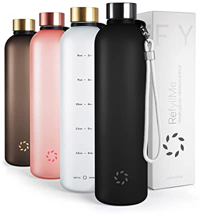 REFYLL ME Trinkflasche mit Zeitmarkierung aus Tritan “hydroFyll” I Wasserflasche 1l I mit Trageschlaufe I für Kohlensäure geeignet I BPA-Frei I stylische Trinkflasche 1 Liter (Black & White)