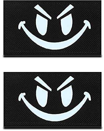 2 Stück Lächelndes Reflektiert Gesicht lustig Stickerei Gestickt Applikationen für Kleidung Taschen Rucksack Uniform Weste Pakete Hundegeschirr Helm Militär Taktisch - 9 x 5 cm