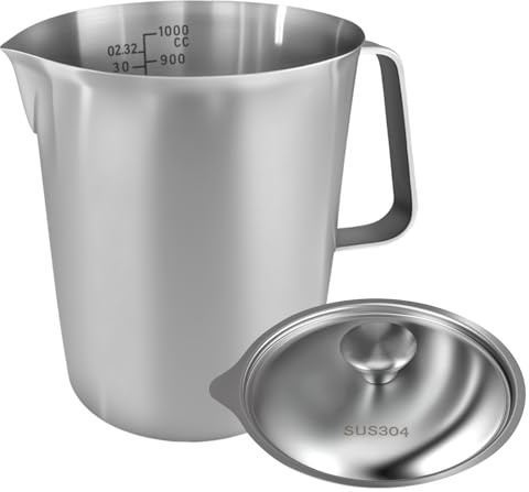 Milk Frothing Pitcher 1L Stainless Steel Milk Jug with Handle and Lid Rust Proof Large Mouth Metal Graduated Beaker with Clear Marking Barista Accessories for Making Cappuccino Latte Espresso