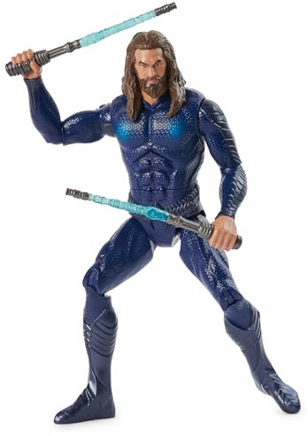 DC Comics, Double Strike Aquaman Actionfigur, 30 cm, Tarnanzug, Lichter und Geräusche, 11 Artikulationspunkte, Superhelden-Kinderspielzeug zum Sammeln für Jungen