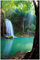 Wallario Glasbild Wasserfall im Wald am See Idylle in Thailand - 60 x 90 cm Wandbilder Glas in Premium-Qualität: Brillante Farben, freischwebende Optik