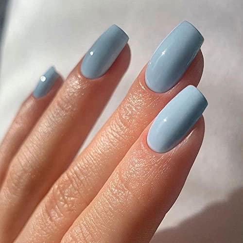 Frühling glänzend hellblau auf Nägeln mittelkurz quadratisch,KXAMELIE Salon wie Sarg gefälschte Nägel mit einfarbiger Farbe, nahtloser weicher Gel-Stift auf Nägeln für Frauen,natürlicher Druck