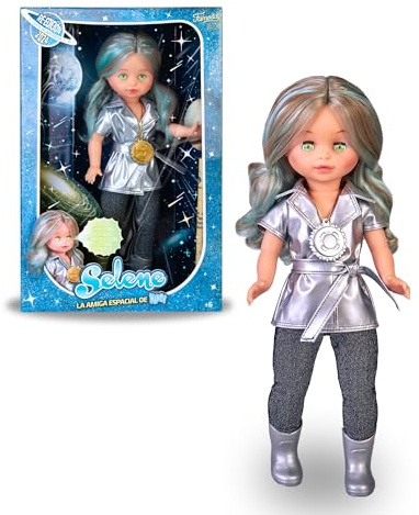Nancy Selene-Kollektion, Neuauflage von 1981 mit metallischem Trench, Schwarze Hose und Silberne Stiefel, platzieren Sie das Medaillon und Ihre Augen leuchten auf, handgefertigt in Spanien, berühmt