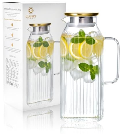 GLASKEY 71 oz/2.1 Liter Square Glass Pitcher with Lid, Classic Stripes Water Pitchers with Handle for Fridge, Leak Proof Juice Jug, Borosilicate Glass Carafe for Hot/Cold Brew Drink