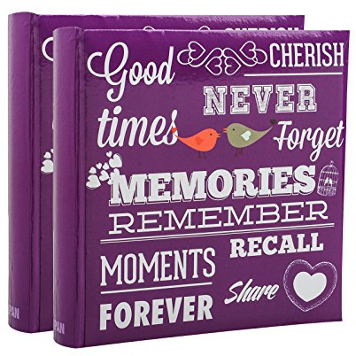 ARPAN Fotoalbum für Reise/Urlaub, mit Beschriftungsfeld und dekorativem Vintage-/Text-Design auf der Vorderseite, für 200 Fotos à 15 x 10 cm (lila Memories Slogan)