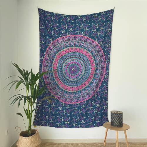 MOMOMUS Tapis/Drap/Tapisserie Murale Mandala – 100% Coton, Couleurs Vives, Style Oriental – Tenture Murale Mandala, Toile Murale et Tissu Mural Décoratif - Lilas, 135 x 210 cm