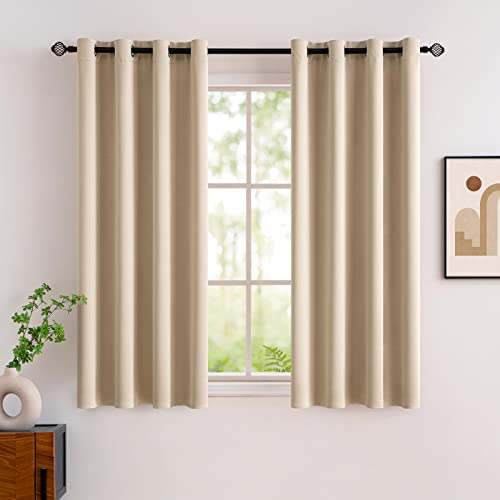 MIULEE Vorhang Kurz Fenster mit Ösen, Verdunkelungsvorhänge Beige für Kleine Fenster, Gardinen Verdunkelung Modern Wohnzimmer Schlafzimmer, 2er Set Weicher Abdunkelnde Vorhänge, Jeder H 137 X B 117 CM