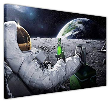 Dream-Arts Astronaut auf Mond Motiv auf Leinwand im Format: 100x70 cm. Hochwertiger Kunstdruck als Wandbild. Billiger als EIN Ölbild! Achtung KEIN Poster oder Plakat!