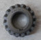 INGRANAGGIO ALLUNGATO GEAR PINASCO COMPATIBILE CON VESPA - APE 50 - Z16 In sostituzione ingranaggio montato originale da 15 denti. Aumenta la velocità massima di circa 10Km/h