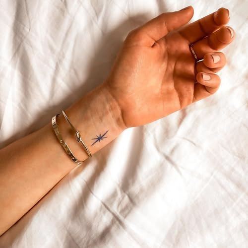 Inkster® Kunstvoller Stern Tattoo | Temporäres Tattoo mit EU-Kosmetikzertifizierung | wasserfest + vegan | revolutionäres 2-Wochen-Tattoo | Fake Tattoos und Klebetattoos für Erwachsene
